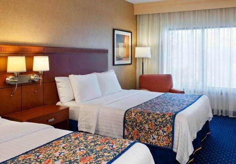Comfort Inn & Suites Arlington Heights - Buffalo Grove Quarto foto